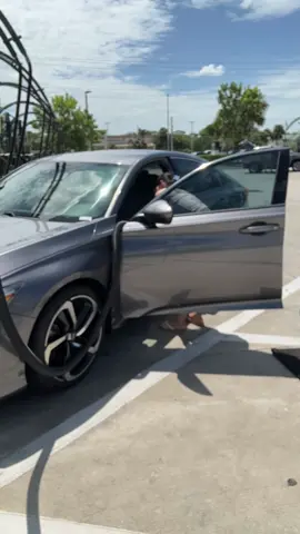 I love washing & vacuuming my car 🚗 💖 #timelapse #vacuum #hondaaccordsport #florida #petite 