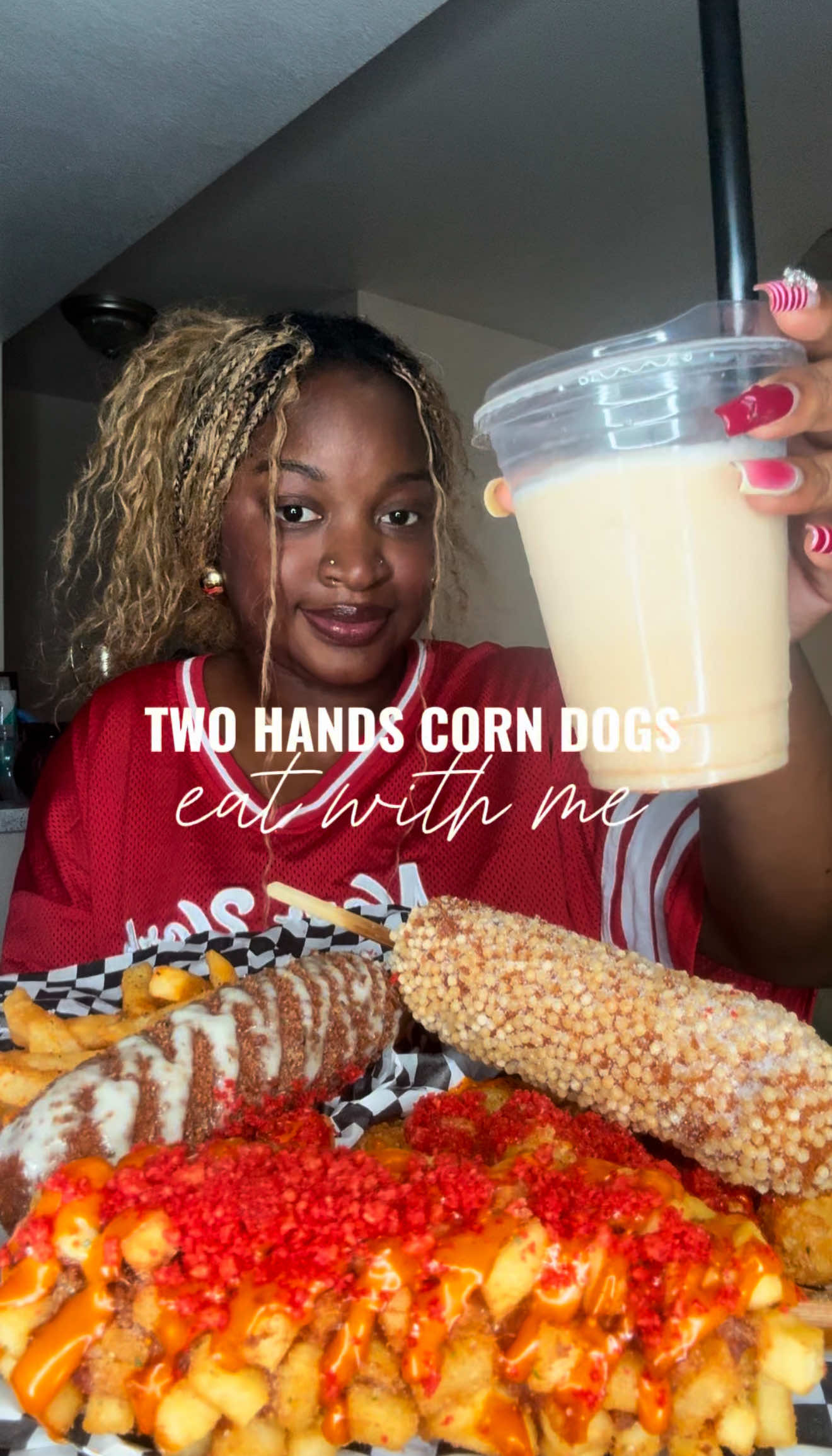I absolutely love @TwoHandsCornDogs ❤️ the horchata slush is 10/10 ! 📍 6740 E University Dr, Mesa, AZ 85205 #Foodie #mukbang #koreancorndog #twohandscorndogs #mukbangvideo 