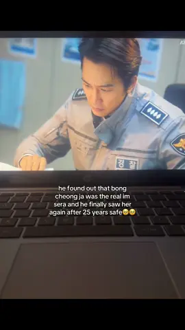 the way he trynna hold himself from being in happy tears saying im glad youre safe🥹🥹🌺🌺 #mytroublesomestarkdrama #songseungheon #fyp #foryoupage #fypviralシ 
