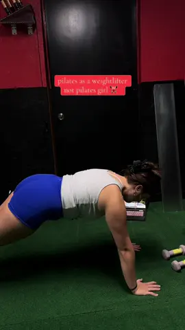 this angle is so unflattering so yall better like this video bc im being raw showing this #pilates #girls #girlswholift #gym #fypシ゚ @Move With Nicole 