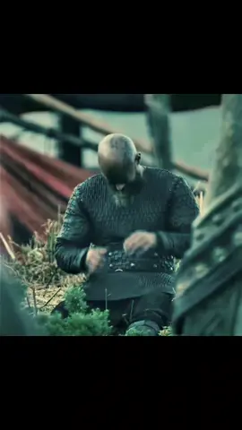 Ragnar Lothbrok - série vikens #vikings #ragnar #floki #ragnarok #reiragnar 