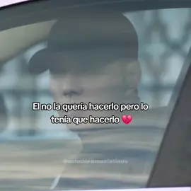 El es espía y ella es hija de un Mafioso 