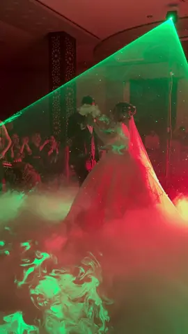 Fumée lourde & étincelles froides & laser show & neige & bulles de fumée & confettis & pistolets & soleil disponible chez MA Dreams.. ❤️💍 0772101575 📞 #mariage #fumé  #laser #oran #tlemcen 