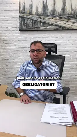 Le assicurazioni non sono tutte obbligatorie come vogliono farvi credere… Oam delibere del credito 🎥@SocialMente  #mutuo #mutuocasa #mediatorecreditizio #danielesantucci #documenti 