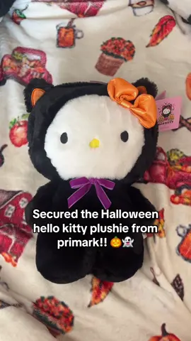 She’s so cutesy 😻 #hellokitty #primark 
