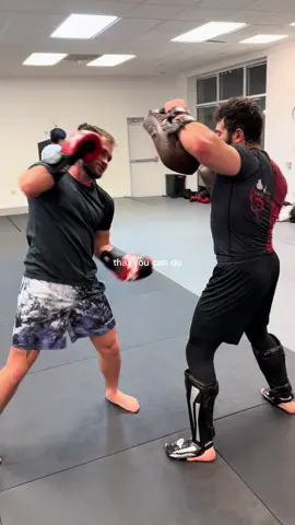 Training Jiu Jitsu Muay Thai #jiujitsu #muaythai #motivation #matialarts 