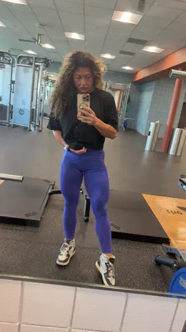 These are a few ways I target and isolate glutes. I call it accessory work. It’s not heavy compound lifts, even though I do those three times a week too. I isolate my glute med and glute max with lighter weights on cables or dumbbells and single leg work. And some modified machine work to really hone in on specific muscles with high reps under constant tension. Some muscle groups are harder to grow for some. For me I struggle to add mass to my glutes. My legs tend to take over. These movements help to isolate glute muscles for me. #bodybuilding #glutes #TEAMALPHA #fitchick #mombod 