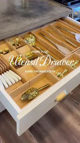 Organize my kitchen utensil drawer with me ✨ #kitchendrawerorganization #kitchenorganization #asmrvlog #asmrorganization #amazonkitchenfavorites 