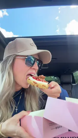 Midwestern people unite! @Crumbl #tastetest #midwest #iowa #Foodie 