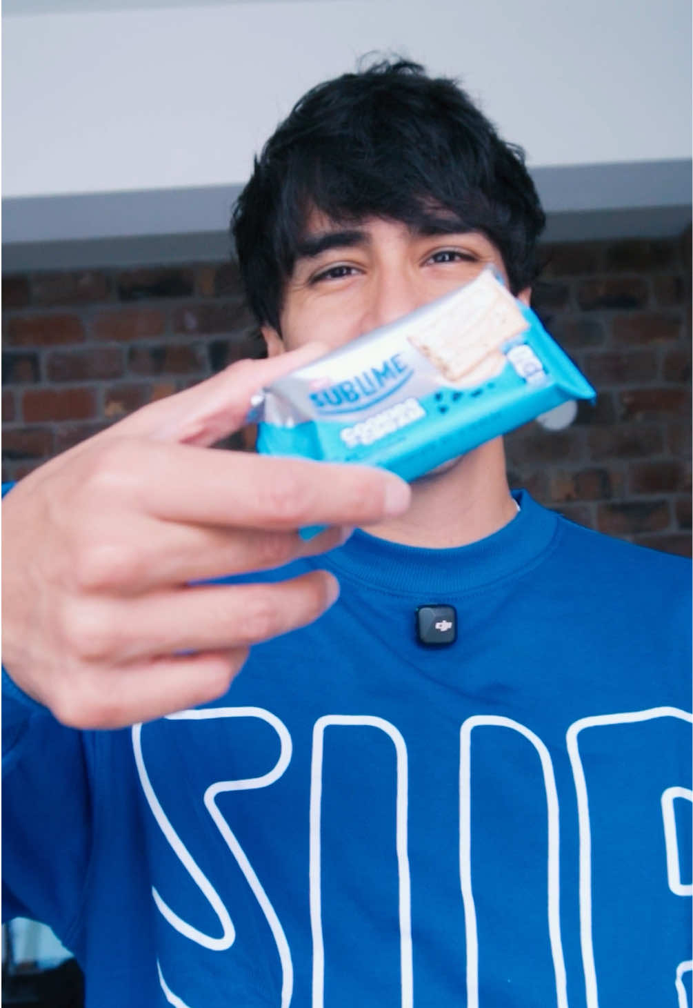¿Qué es algo que solo un peruano sabe? ¡Fui a pedirle a buenos vecinos que me ayuden a contestar esta pregunta! Gracias @Chocolate Sublime por esta iniciativa y por mi relanzar mi favorito Sublime Cookies & Cream! #Publicidad