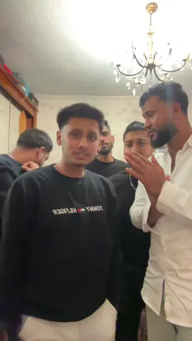 @Ahmed juber torr gaan😂😂#foryou #foryourpage #paris #probashi #sylheti_fua 