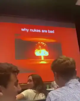 Extremely insightful now I know nukes are bad! #fyp #slideshow #presentation #hiroshima #funny 