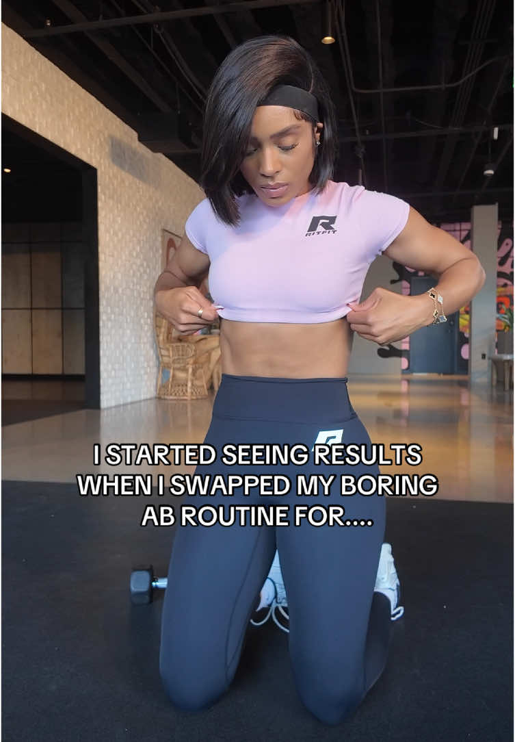 More workouts 🖇️ in my b!0 babe!!! Who’s in?? #workouttipsforwomen #coreworkout #corestrength #fitnesstipsforwomen #30minuteworkouts #workoutforbeginners 