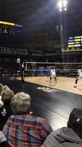 Nikolov The Aura Farmer #volleyball #highlights #volleyballworld #nikolov #ncaa 