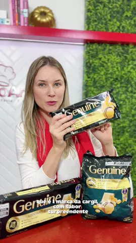 ✨ O chocolate branco mais amado do Brasil? ✨ Muitas confeitarias acreditam que sim! 😍🍫 Mas e você, já conhece o Chocolate Branco Genuine? Um sabor internacionalmente premiado e reconhecido mundo afora. 🌍🏆 Conta pra gente: em uma palavra, como você definiria esse chocolate? 💭👇 Chocolate Gotas Branco 2,05kg Genuine - CARGILL Hoje está por:R$ 174,49 un no Clube da Meire Busque por: 242524 Chocolate Branco 2,1g Genuine (CHBE03LK) CARGILL Hoje está por:R$ 179,49 un no Clube da Meire Busque por: 72220 Enviamos para o Brasil todo! 🇧🇷📦 Produto disponível na nossa loja física e site. Compre em nossa loja virtual e retire em nossa loja física sem custo de frete! * (confira as regras no site) Parcelamos em 6x sem juros 💰 Rua Serra de Juréa, 736 – Tatuapé – São Paulo/SP @lojasantoantonio