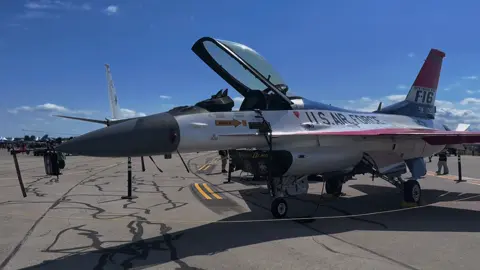 F16 Demo Team #f16 #fighterjet #airshow #america #airforce 