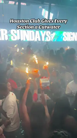 it’s a cut water party #shaqqwith2qs #houston #htx #cutwater #viraltiktok 