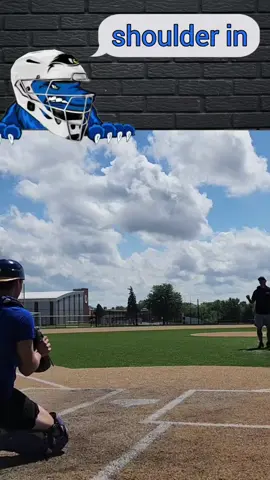 Your front shoulder lines up the throw.. it cants be open  #transferrelease #foryou #foryoupage #catchingtiktok #mlbcatchers 