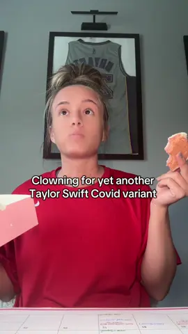 Taylor giving out variants like it’s Covid #taylorswift #tswift #swifttok #tloas #fyp 