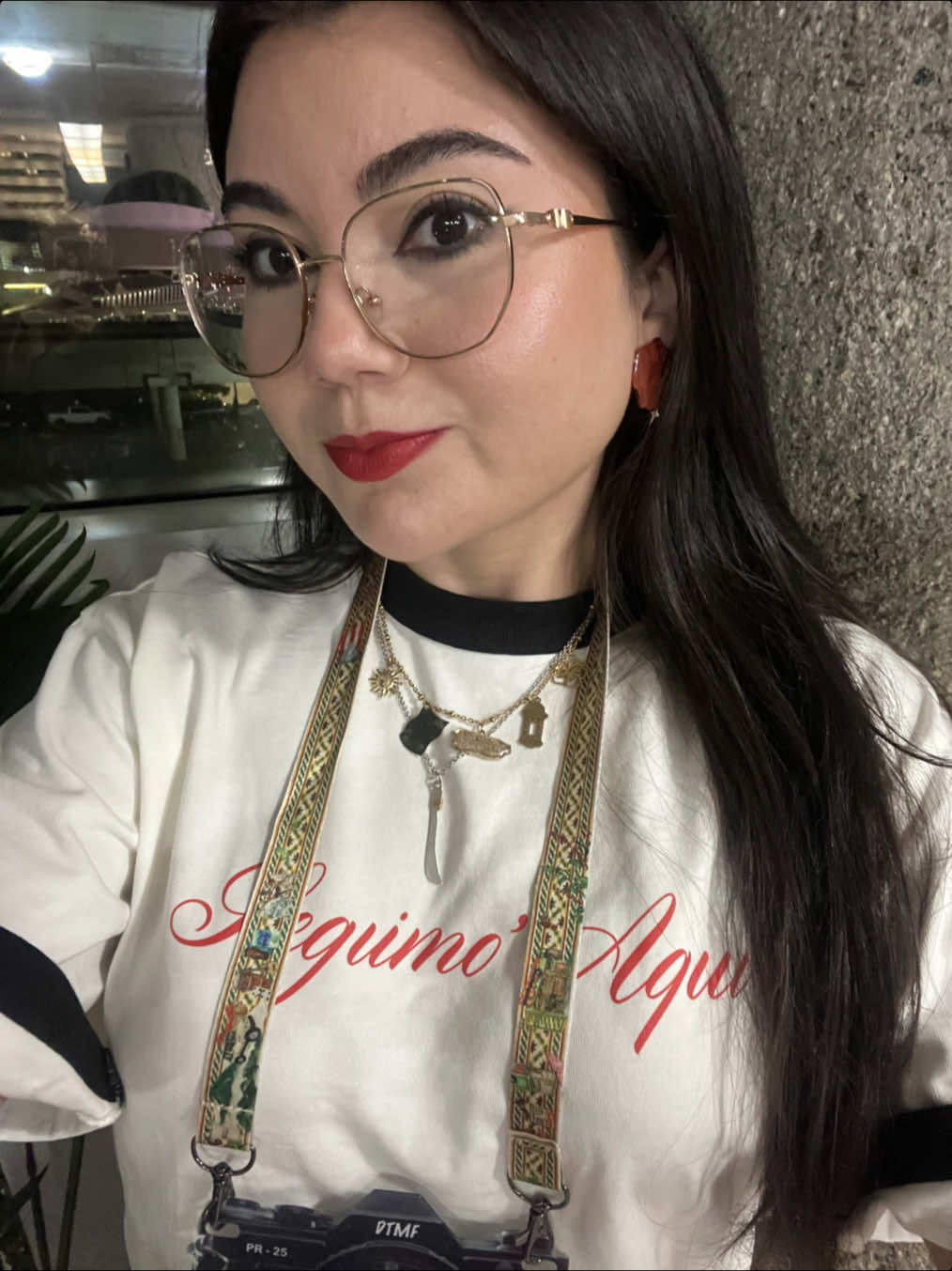 Me di una escapadita del taller para ir a la Residencia de Benito y obviamente me tenía que poner joyería de Creaciones 😍 creacionesan.com  #creacionesan #negocioboricua #joyeriapuertorico #flamboyanpuertorico #residenciabadbunny 
