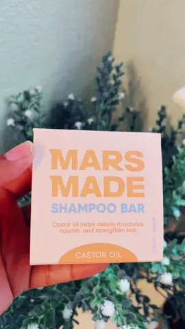 #shampoobar #castoroilforhair #thinninghair #hairtok  #tiktokshoprestock  #tiktokshopcreatorpicks 