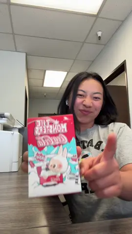 A little asmr moment #asmr #unboxing #labubu #popmart #work 