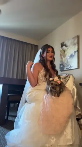 Wedding Day Chaos 🥰🍾##weddingday##wedding##weddingtok##bridesmaids##bridesoftiktok