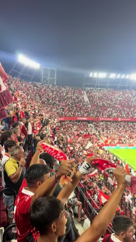 🔈 Así suena el Ramón Sánchez-Pizjuán en el primer partido del @SevillaFC en casa #sevilla #futbol⚽️ 