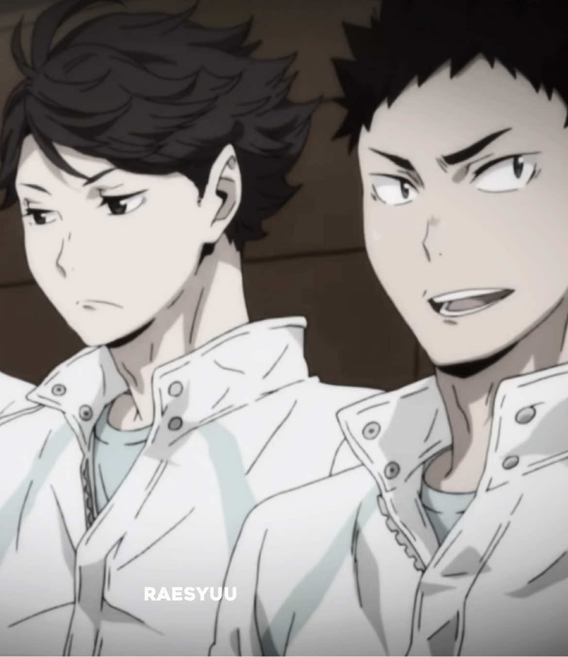 ★ :: #AOBAJOHSAI || i love these two. sad that they don’t talk anymore. #oikawa #iwaizumi #haikyuu #anime 