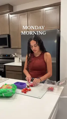 EW this outfit is not it but first day wearing jeans🤪 #postpartum #morningvlog #mom #sahm #3under4 