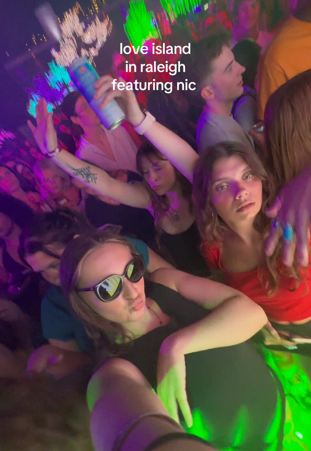 his mom and sister being there was my favorite part actually #LoveIsland #nic #lol #vibe #fyp 