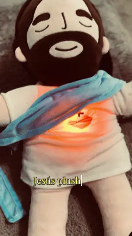 El mejor regalo para mi bebé 🥹😭🩵 #jesustoy #jesusplush #jesusplushtoy #viral #foryou 