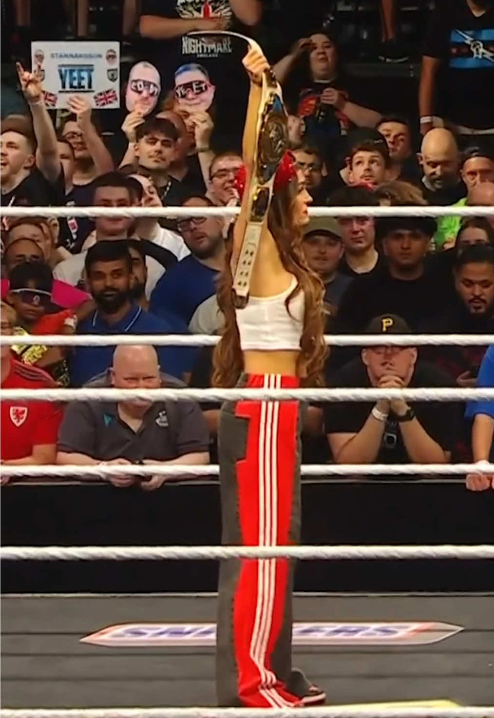 THE MAN has met her MATCH! 🔥 #WWE #NikkiBella #BeckyLynch 