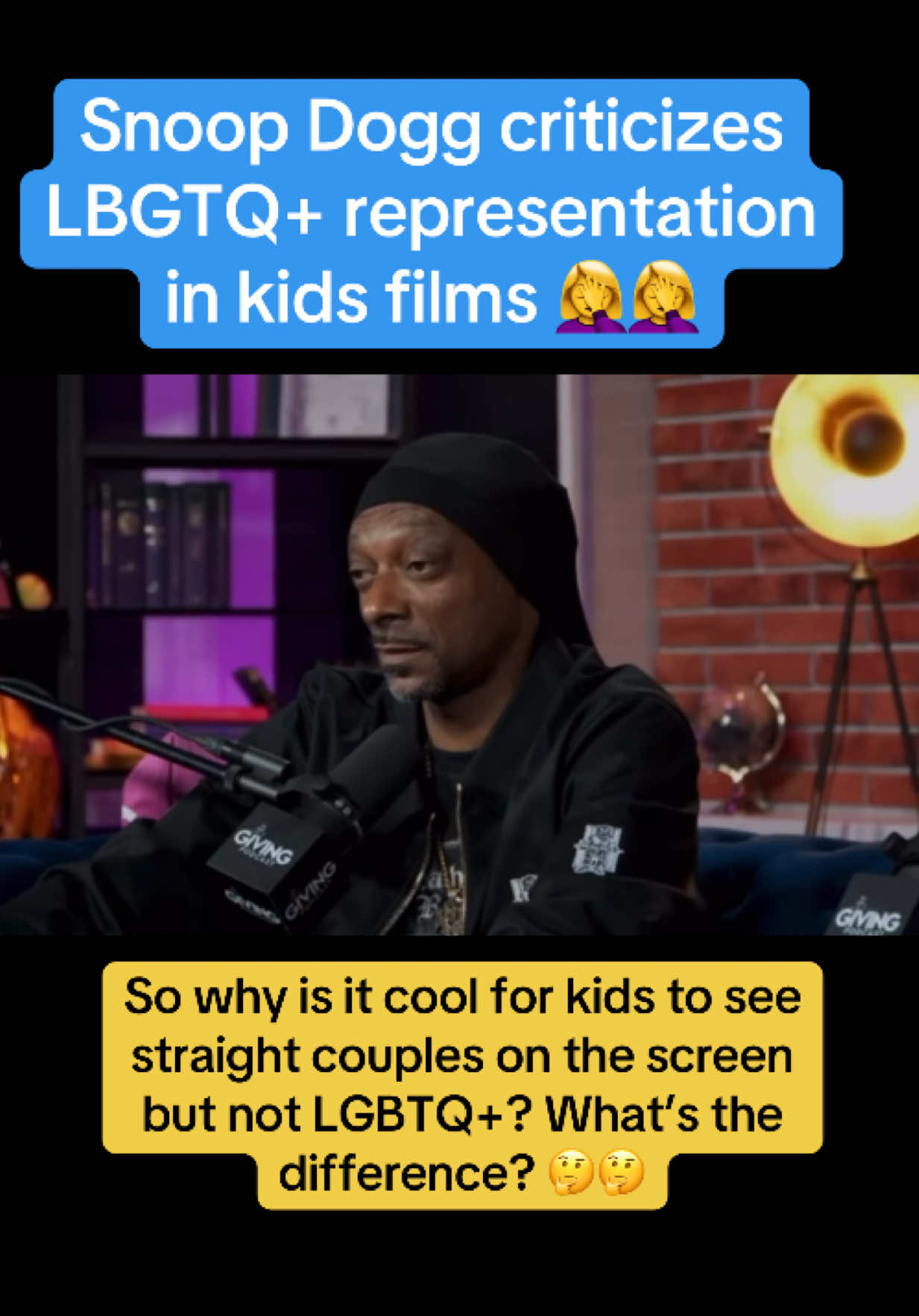 #greenscreen Bro what happened to Snoop Dogg 🤦‍♀️ #snoopdogg #snoopdogglgbtq #snoopdoggmovies 