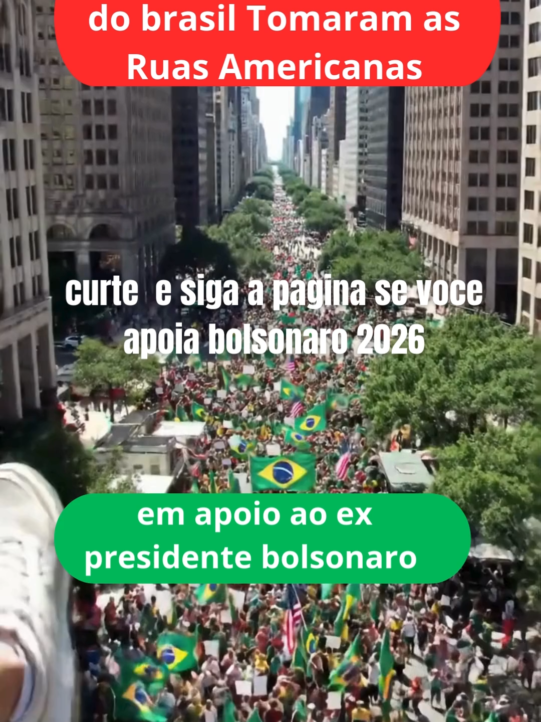 Entre cânticos e cartazes, apoiadores se reuniram para defender seu líder e provocar reações no mundo político.  #bolsonaro #bolsonaro22 #presidente #viraltiktok #brasil