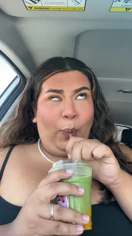 Let’s try a Mango Matcha from @couplet coffee 🥭 #plussize #plussizeedition #reletable #comedy 