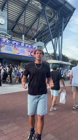 My guy did not care about the vid 💔 (dc: @Jay Guapõ) #USOpen #jayguapo 