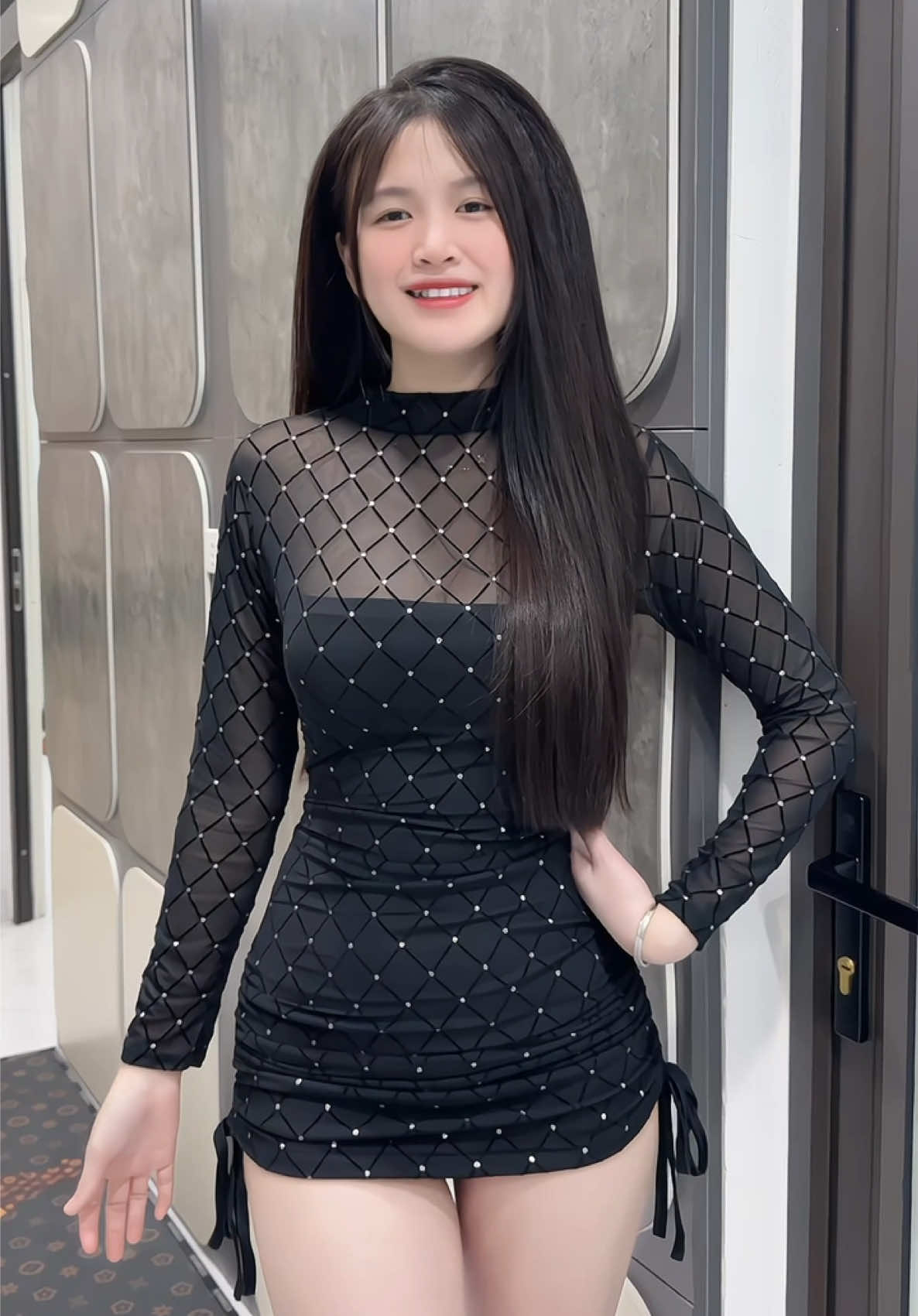 Váy body xinh