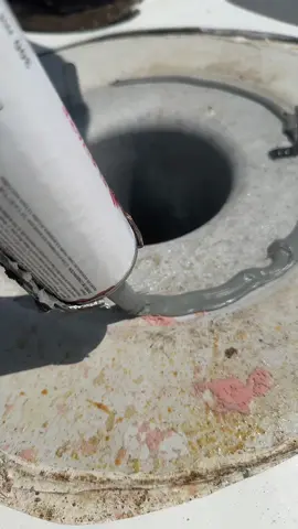 #construccion #caulkinglikeapro #parejastoxicas 