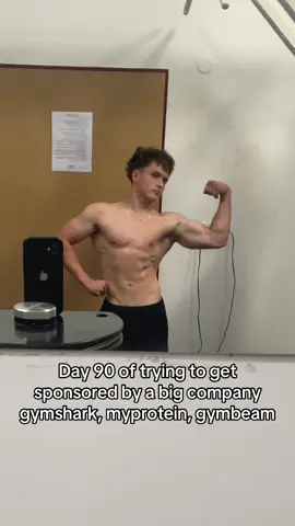 |day 90| tag them in the comments please @Gymshark @myprotein @GymBeam CZSK vinted in bio‼️ #viral #GymTok #arms #fyp #relatable 