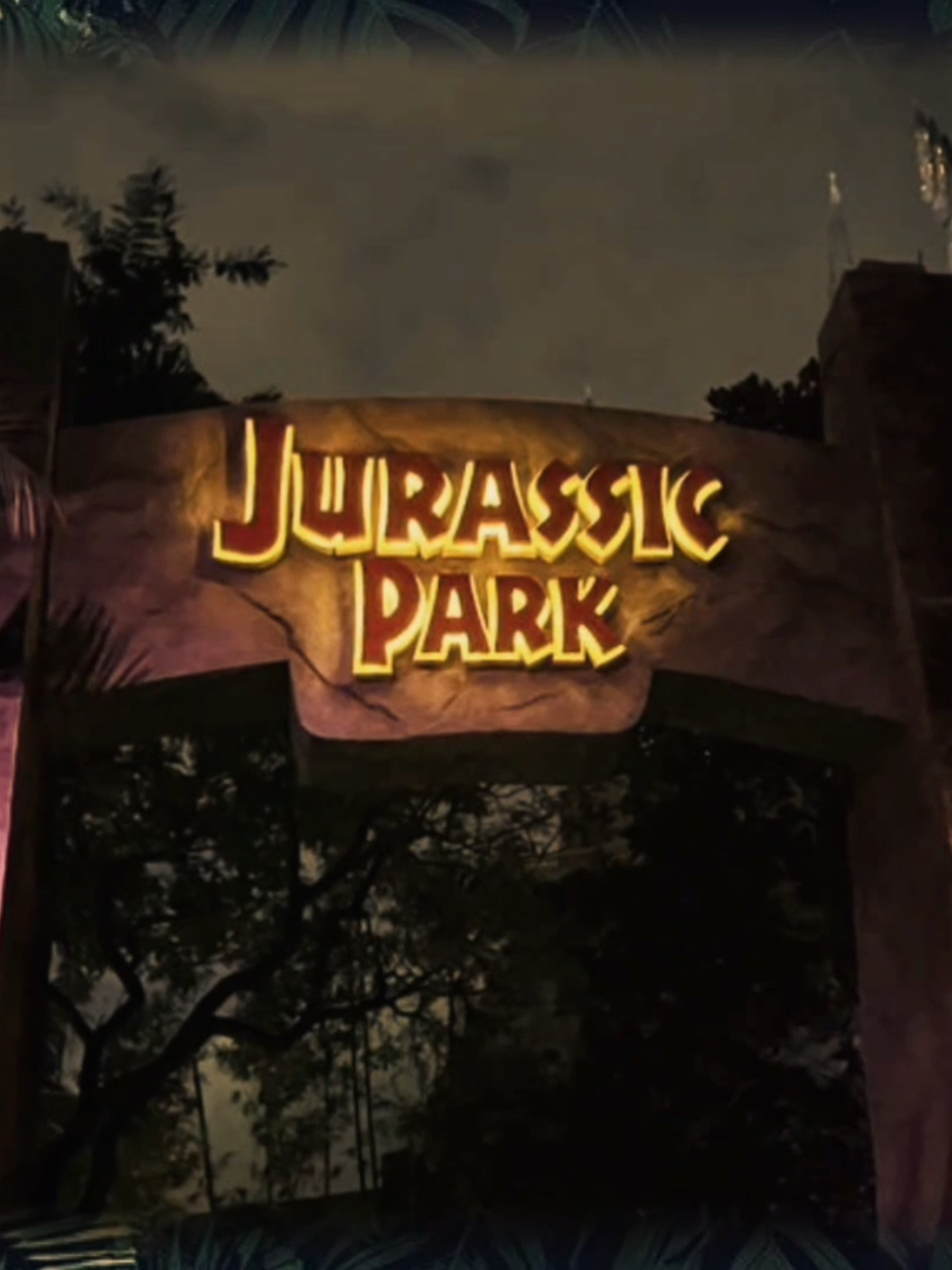 #jurassicpark || includes pictures from ioa! (my fav theme park) || #fyp #jurassicworld #universalstudios #islandsofadventure 