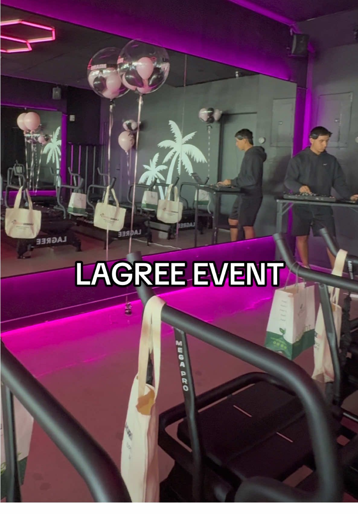 📍Lagree Miami, Sunny Isles Beach. And let me tell you….. the shakes were REAL #event #lagree #pilates #miami #soflo 