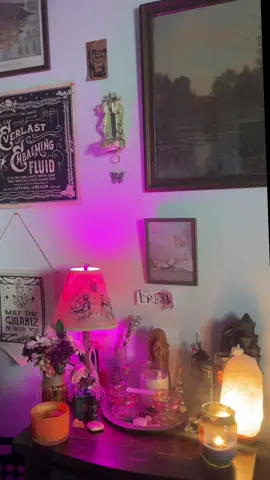 idk why freya froze like that 😭 #witchyroom #whimsigoth #fairygrunge #bedroominspo 