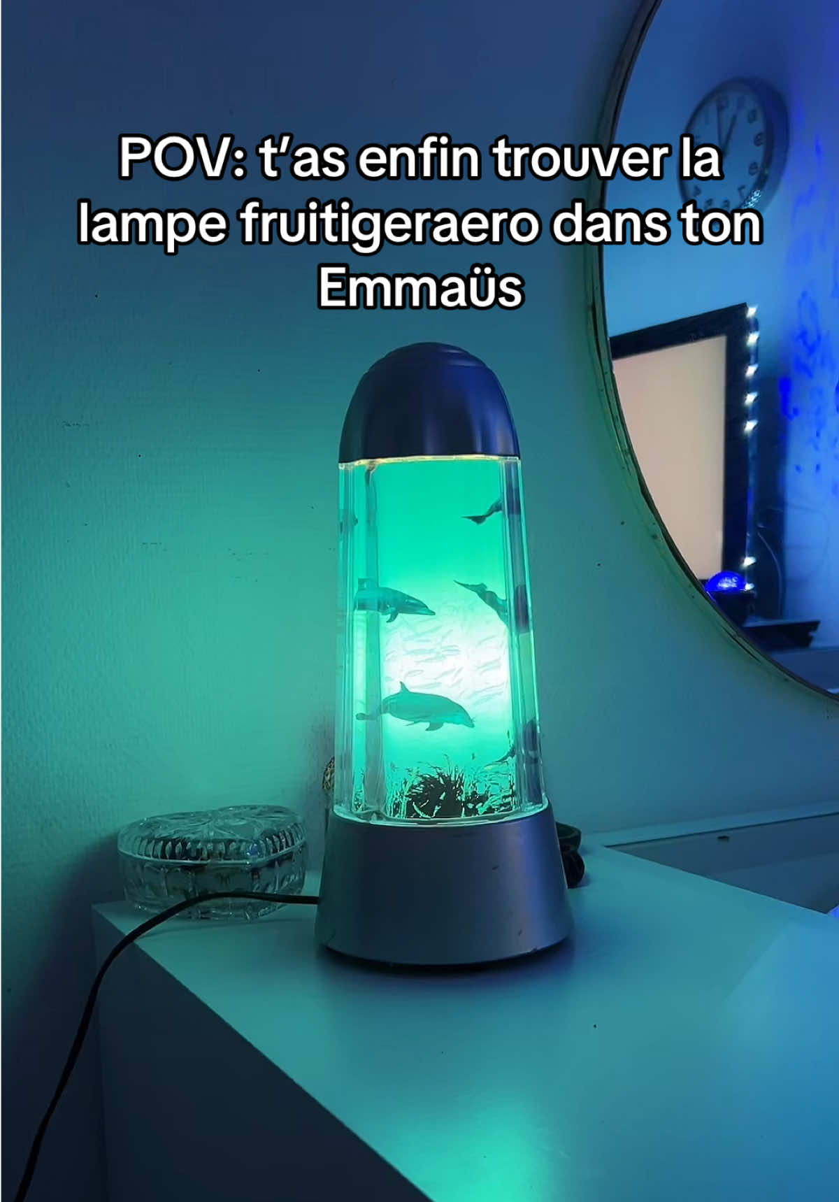 Je soigne mon enfant intérieur 😏 #frutigeraero #aesthetic #annee2000 #fyp #lampe  