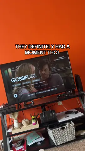 Like am I tripping??!! #lottidotti425 #lilyvanderwoodsen #rufushumphrey #gossipgirl #enemiestolovers 