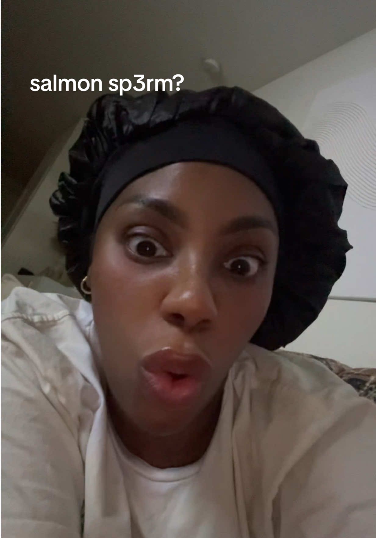 Has anyone used it though? 👀 Did it make you bonita? ✨ #salmondna 