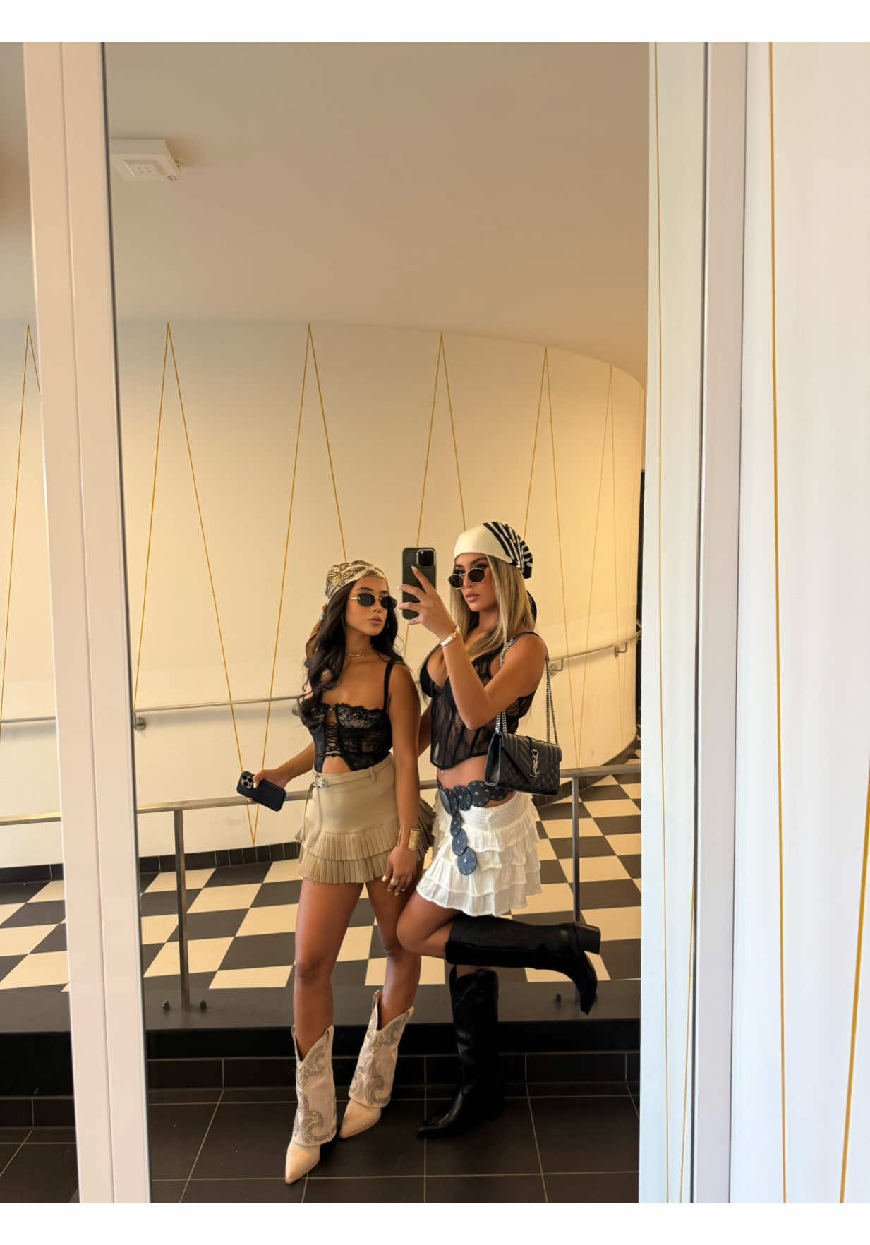Everywhere together 🫀 . . . . . . #keinemusik#berlin#persiangirls#festival 