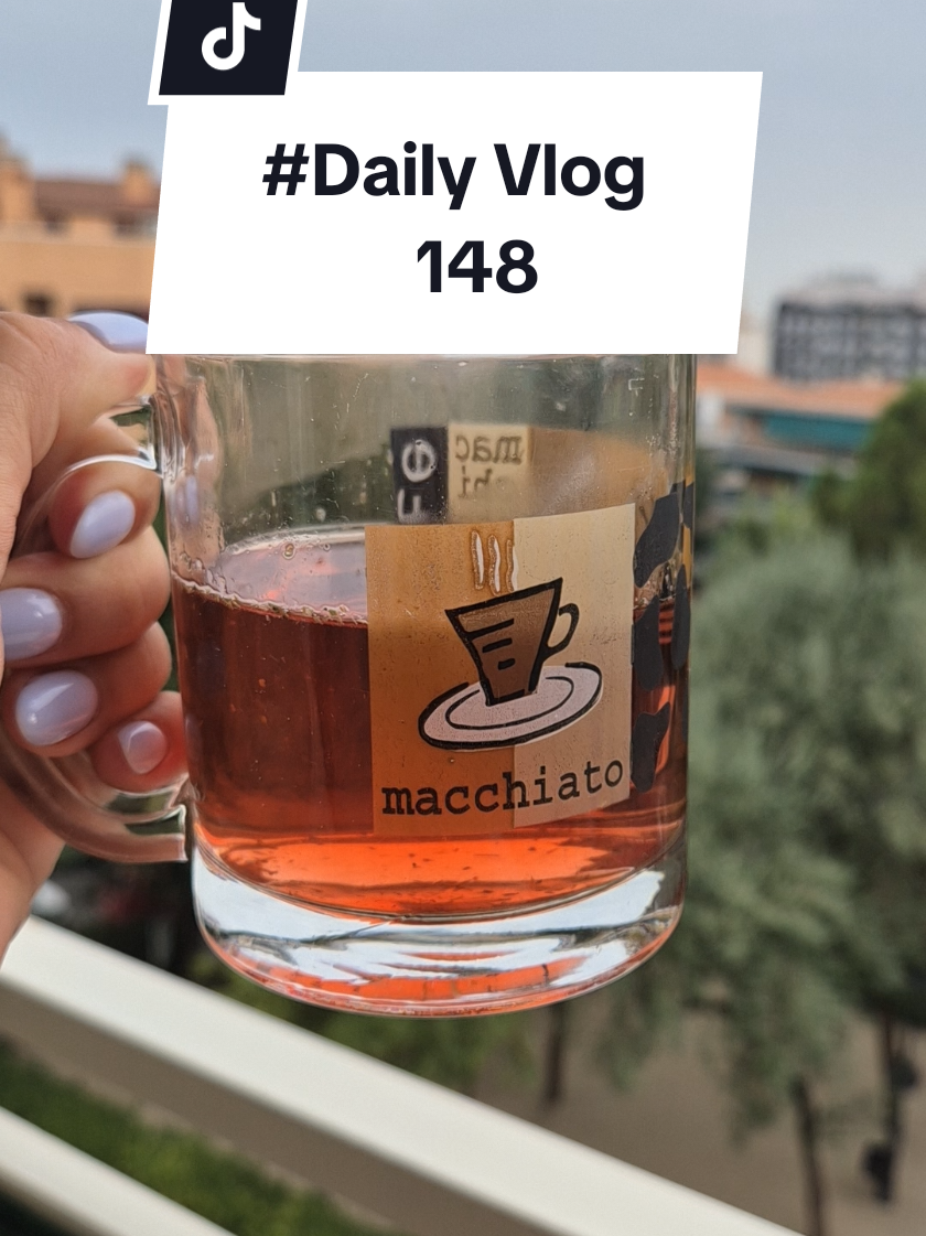 Am început săptămâna cu vreme racoroasa si asta ne-a plăcut pentru ca este fain sa fie cald, dar la Temperaturi ridicate stai inchis in casa, la aer condiționat.   #daily #mama #romaniinspania #Vlog #mamiciinspania 
