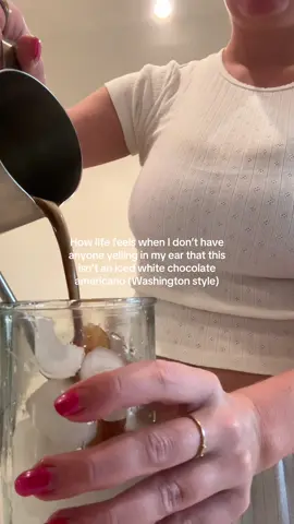 As someone who grew up in Washington I will not be debating this further ◡̈ thanks! (ice plus heat equals water!)  #washingtonstyleamericano #icedamericanowithnowater #icedamericano #barista #coffeetok  