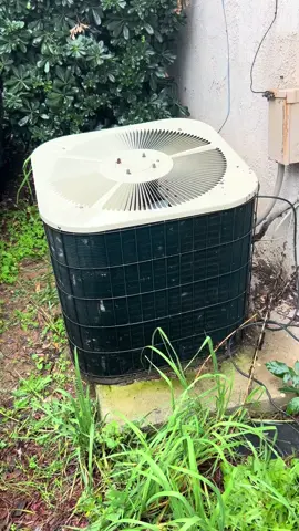 Condenser replacement #heatpumps #hvac #hvactechnician #airconditioning #condenser 